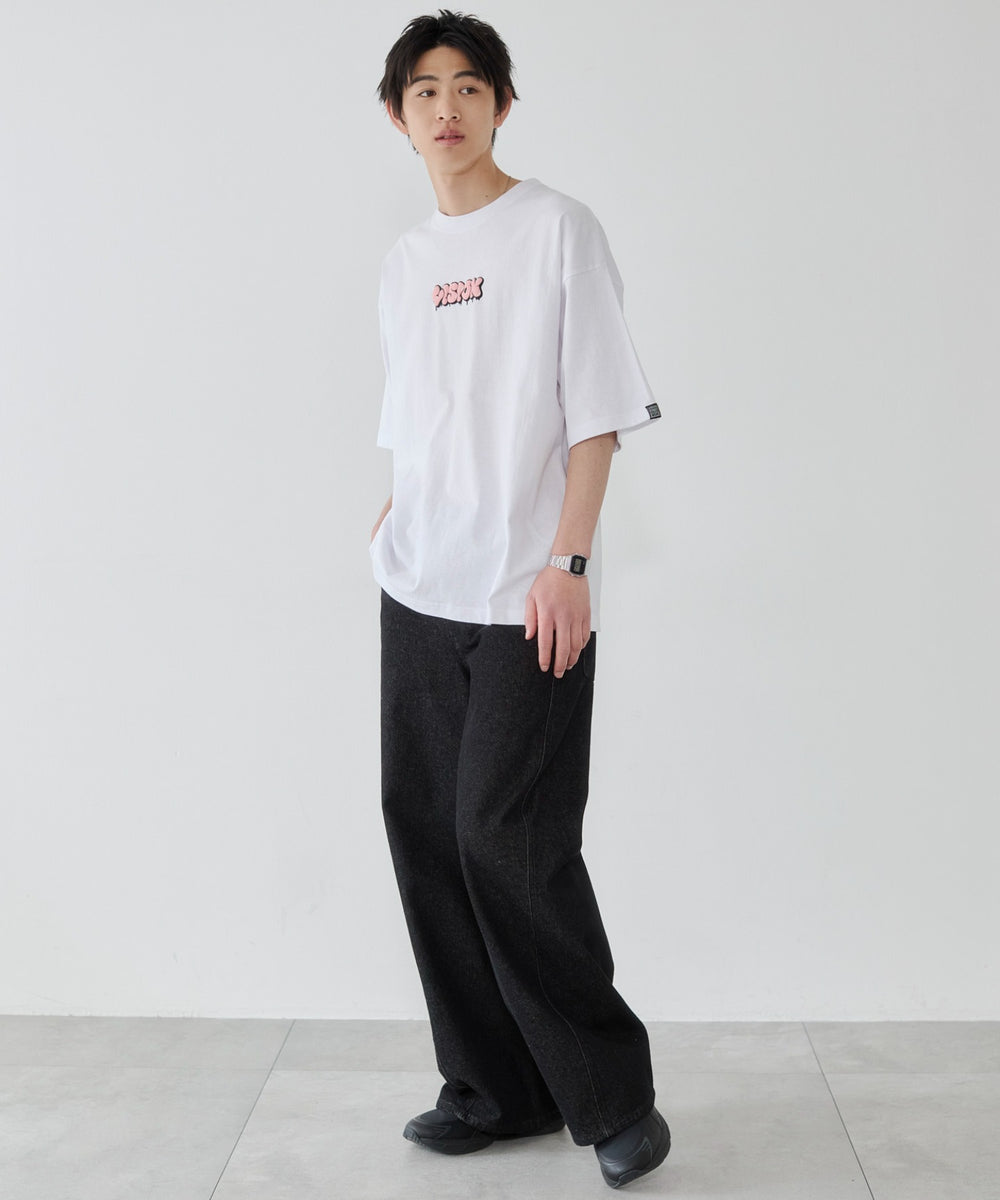 ホワイト モデル：181cm L着用