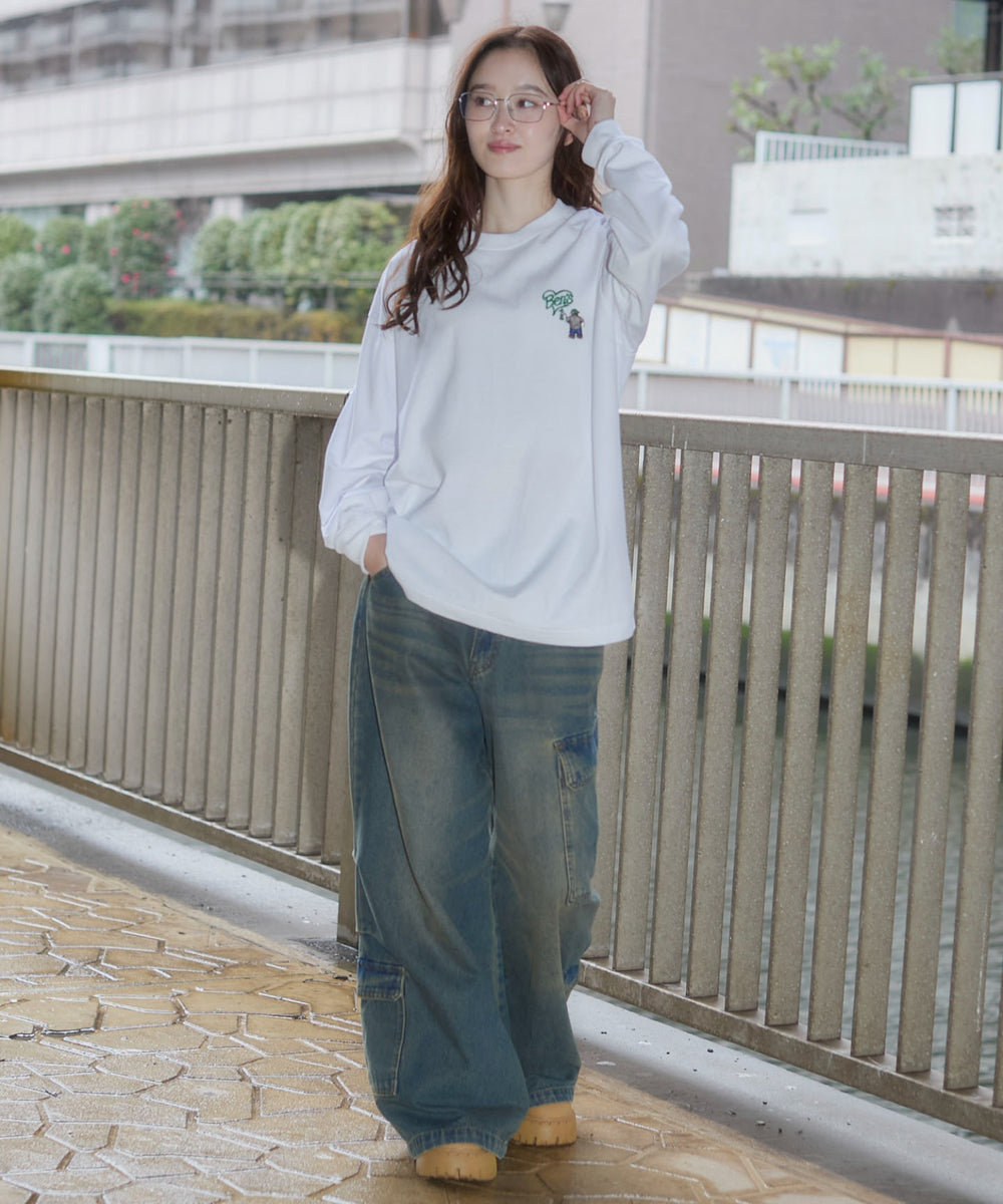 ホワイト　モデル：163cm L着用