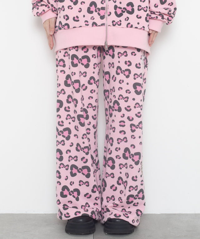 ピンク モデル：157cm F着用