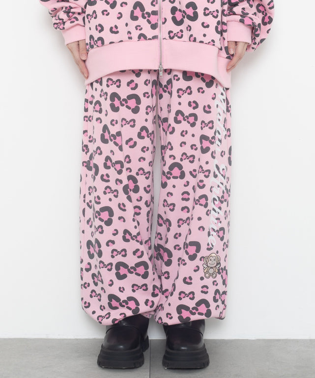 ピンク モデル：157cm F着用