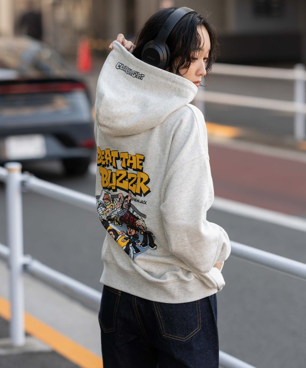 アッシュグレー モデル：161cm M着用