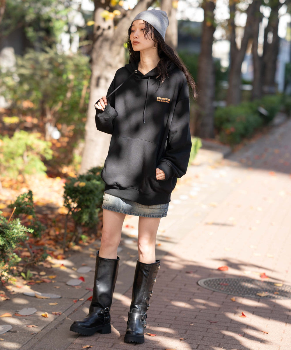 ブラック　モデル：161cm M着用