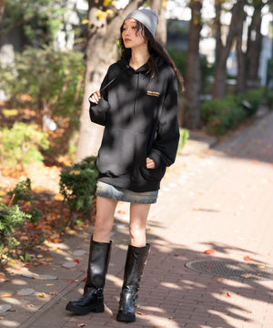 ブラック　モデル：161cm M着用