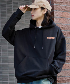 ブラック モデル：175cm L着用