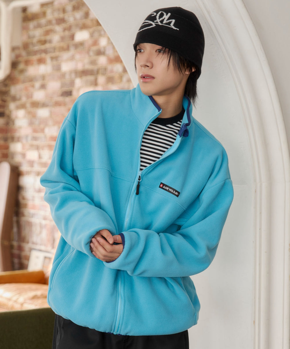 ブルー モデル：175cm L着用