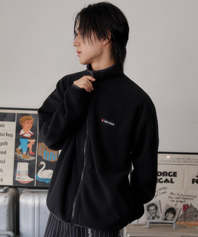 ブラック モデル：175cm L着用