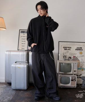 ブラック モデル：175cm L着用