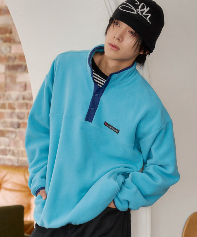 ブルー モデル：175cm L着用
