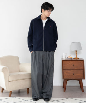 ネイビー　モデル：180cm L着用