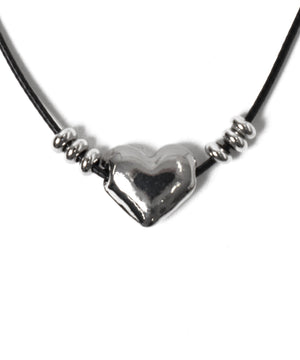 Lコードビーズハートネックレス