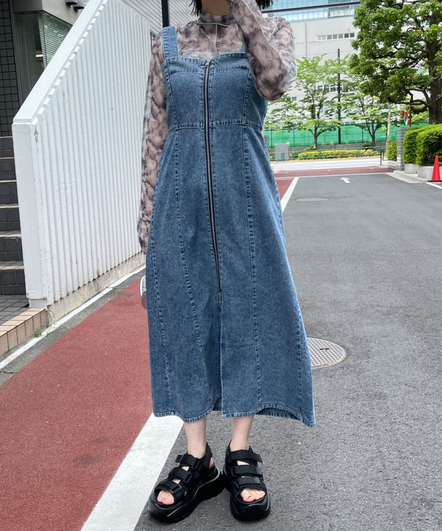 デニム中濃加工色　モデル:155cm F着用