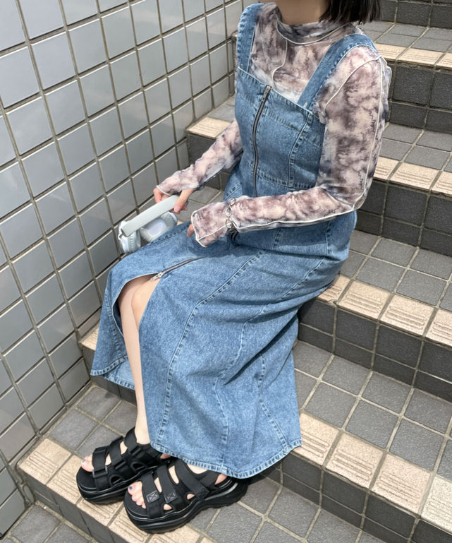 デニム中濃加工色　モデル:155cm F着用