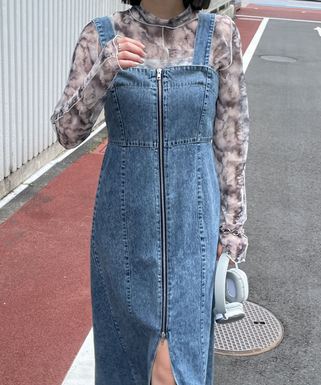 デニム中濃加工色　モデル:155cm F着用