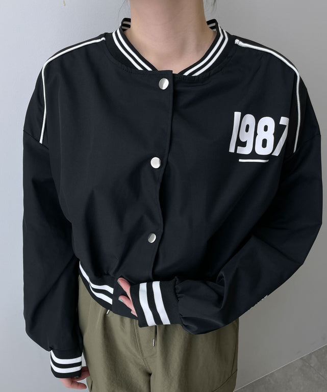 ブラック　モデル:155cm F着用