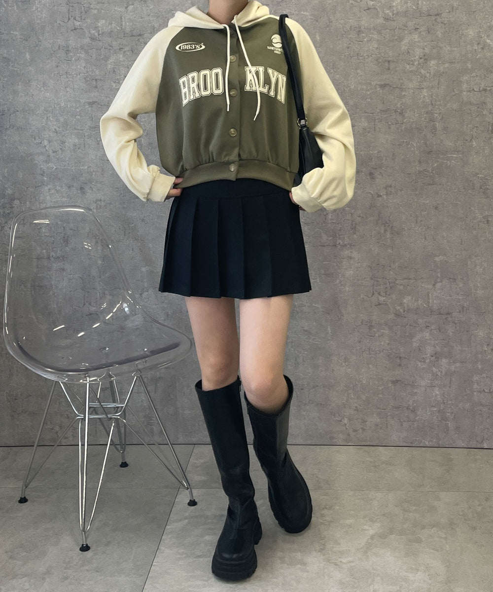 カーキ　モデル:155cm F着用