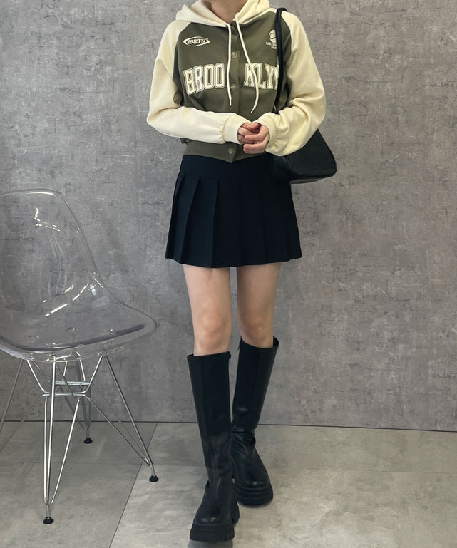 カーキ　モデル:155cm F着用