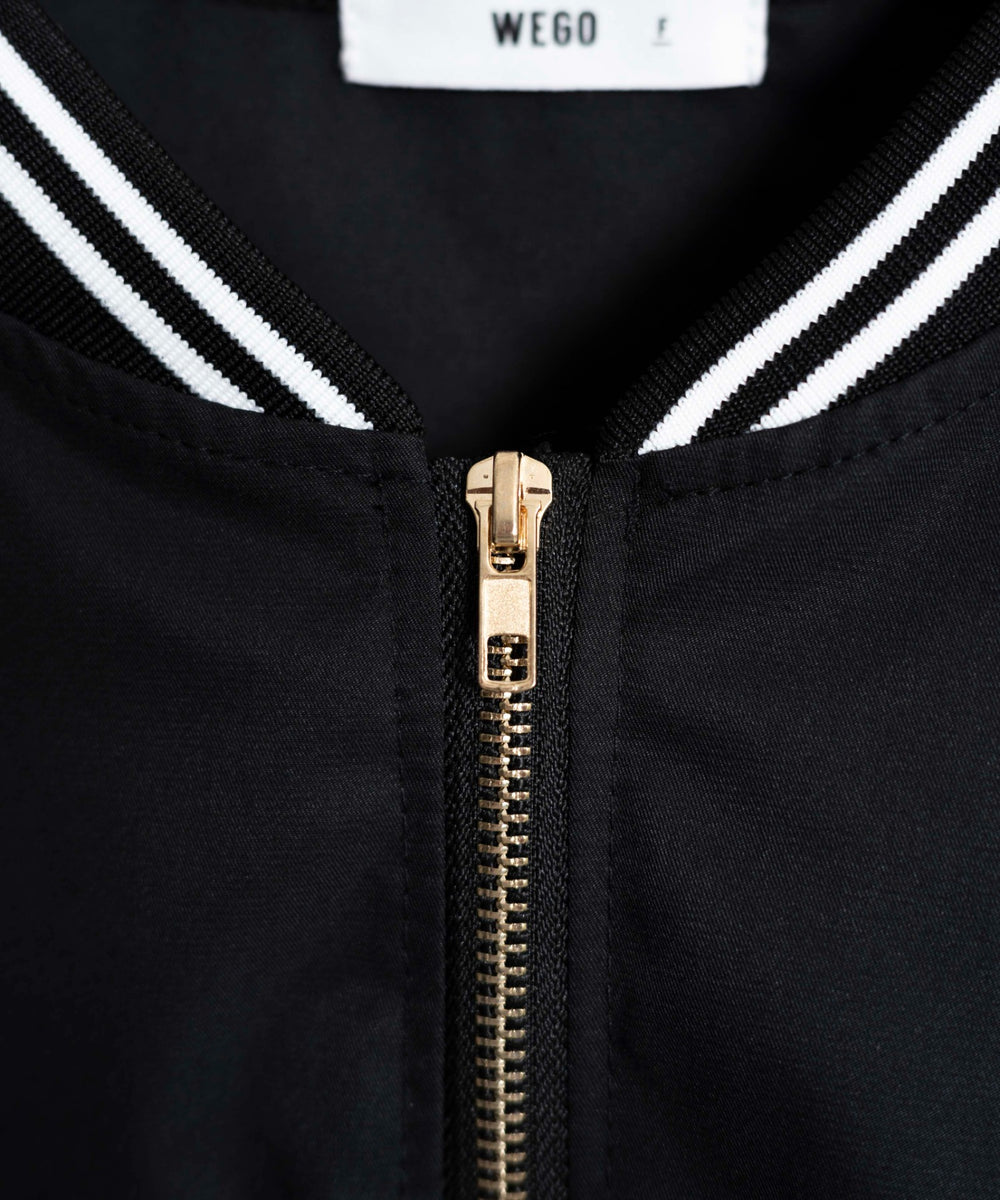 配色デザインブルゾン