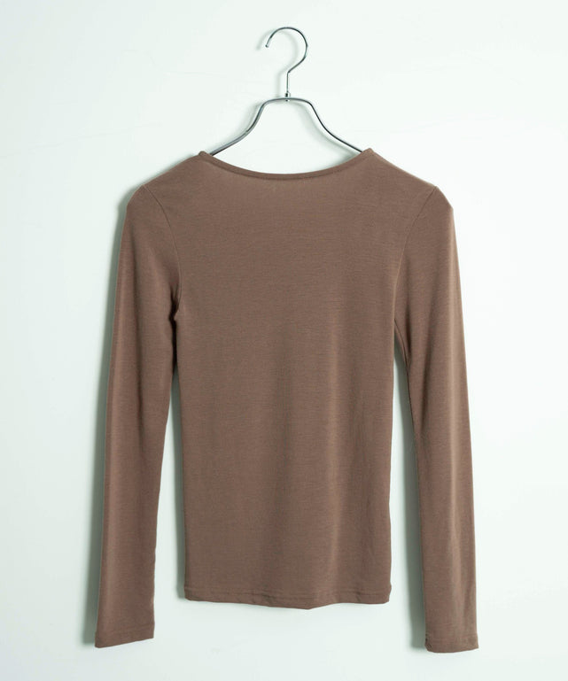 チョーカー付きUネックT