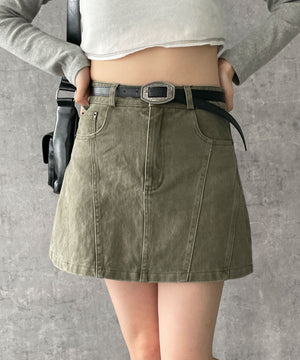 カーキ　モデル:155cm M着用