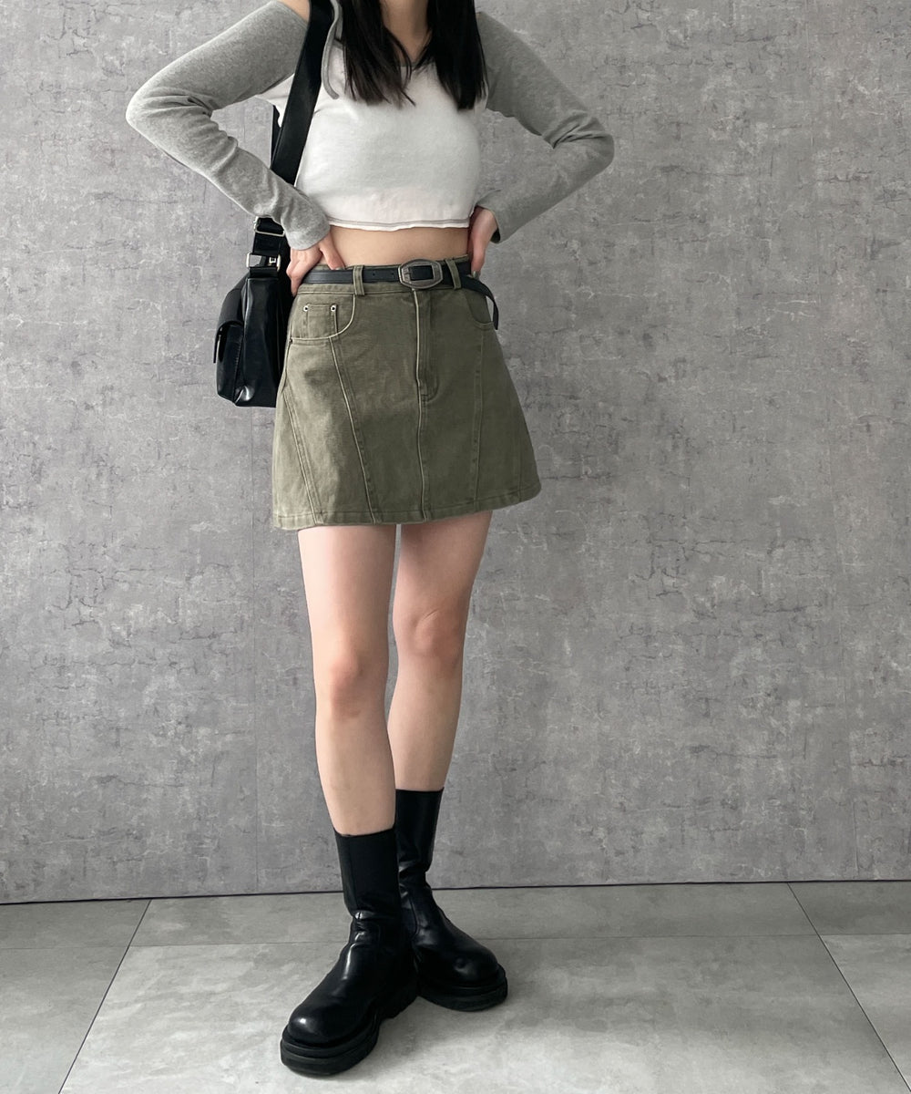 カーキ　モデル:155cm M着用