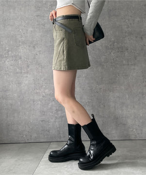 カーキ　モデル:155cm M着用