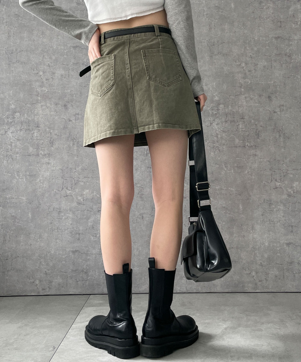 カーキ　モデル:155cm M着用