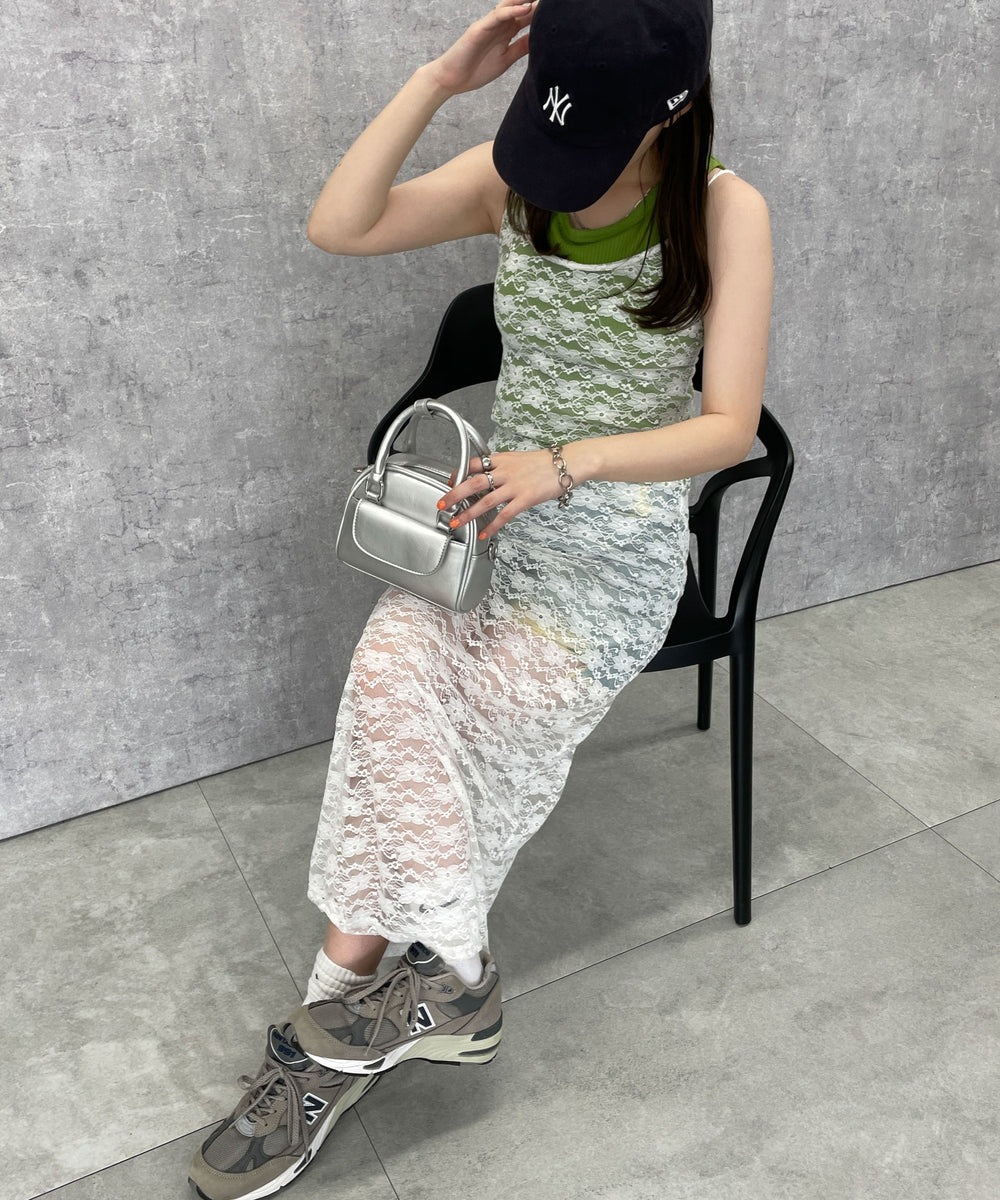 ホワイト 　モデル:155cm F着用