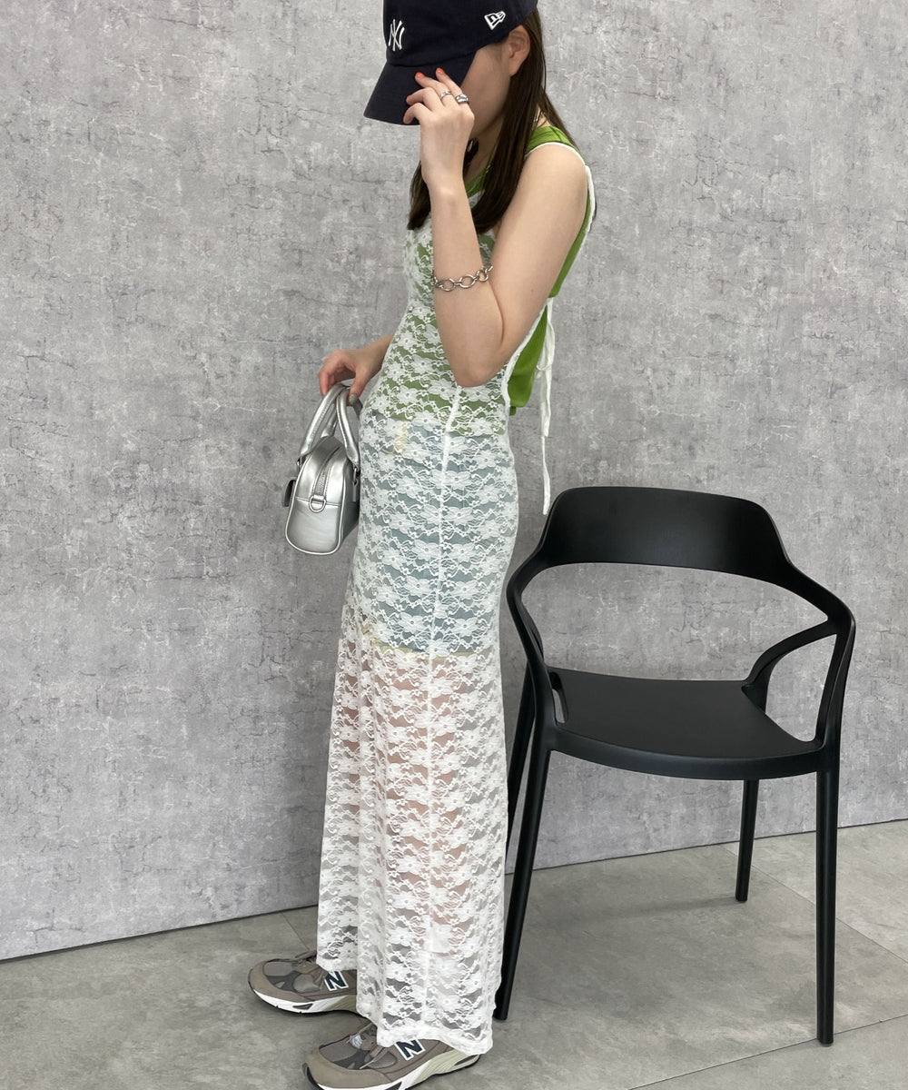 ホワイト 　モデル:155cm F着用