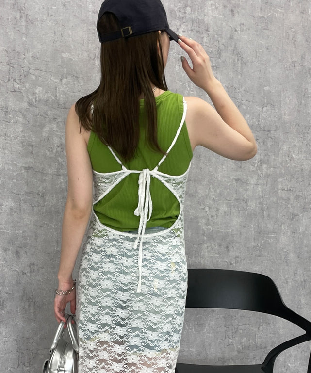 ホワイト 　モデル:155cm F着用