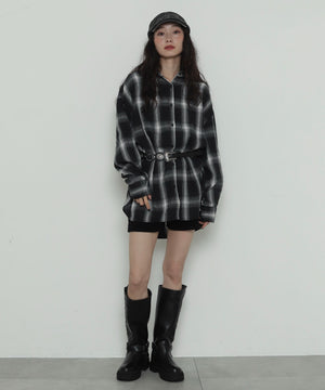 ブラックチェック１　モデル：161cm F着用