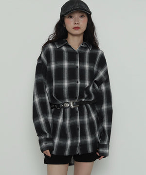 ブラックチェック１　モデル：161cm F着用