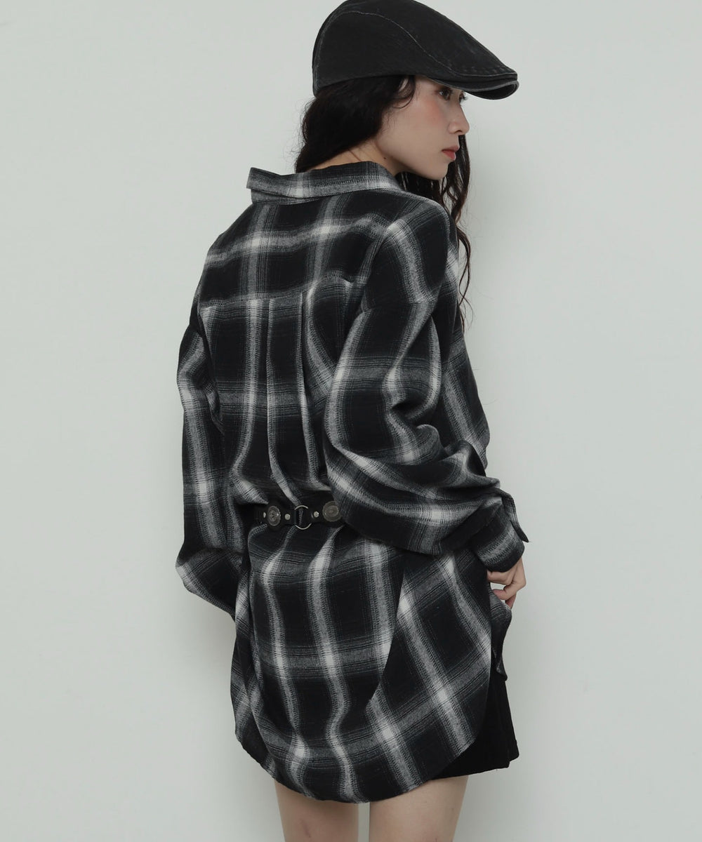 ブラックチェック１　モデル：161cm F着用