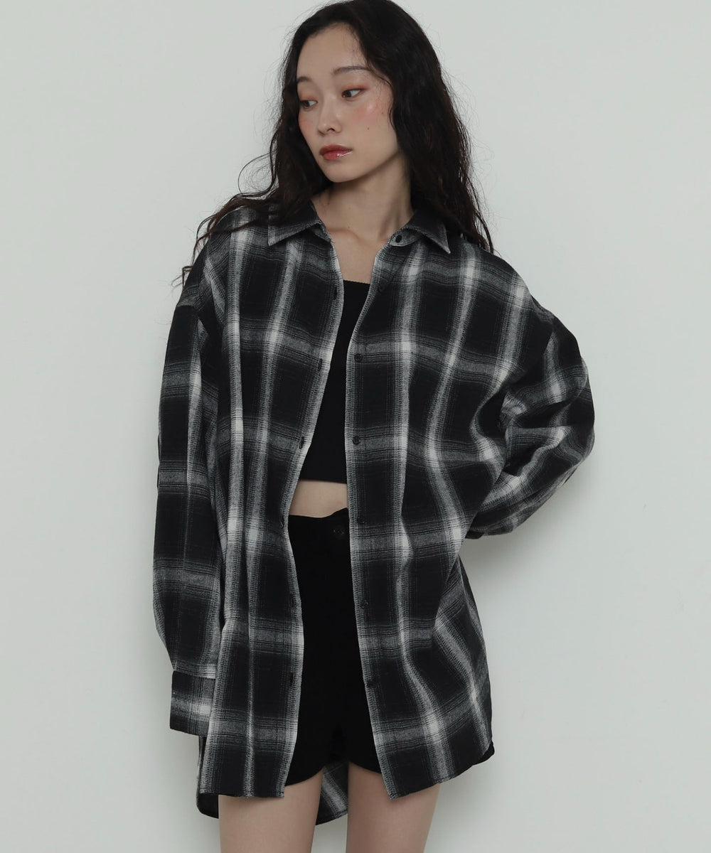 ブラックチェック１　モデル：161cm F着用