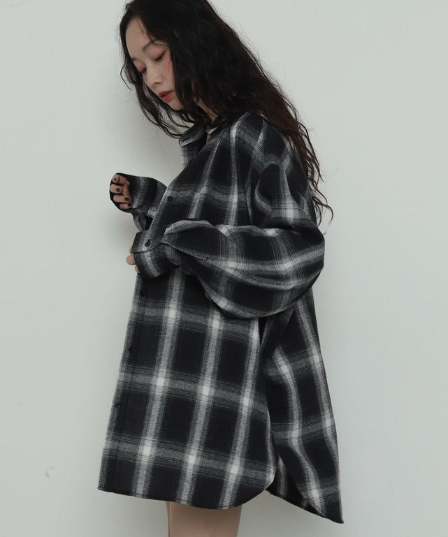 ブラックチェック１　モデル：161cm F着用