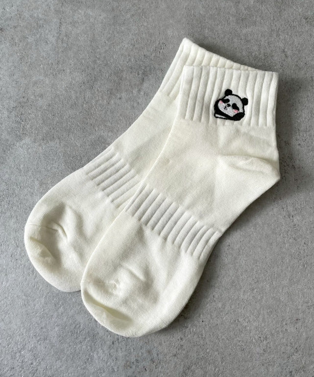 パンダ刺繍アンクルソックス(23-25cm)/柄１