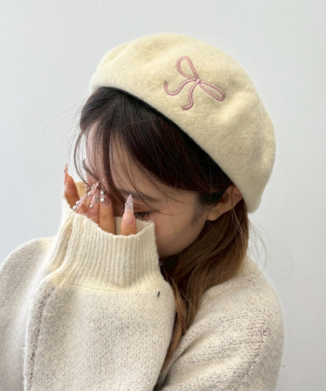 リボン刺繍ベレー/オフホワイト