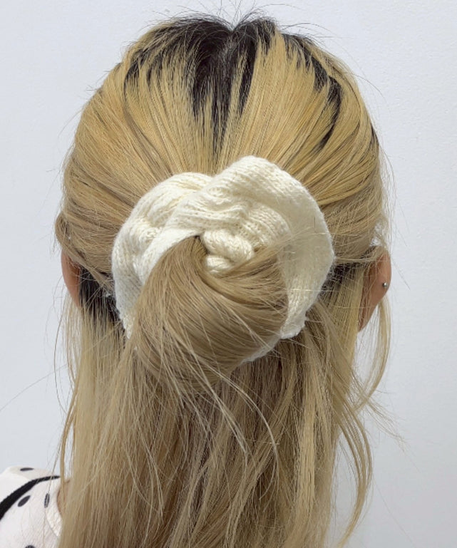 ホワイトアイボリー