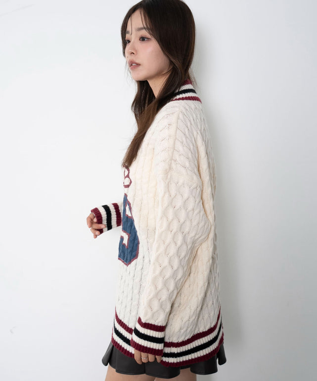 ホワイトアイボリー　モデル：165cm F着用