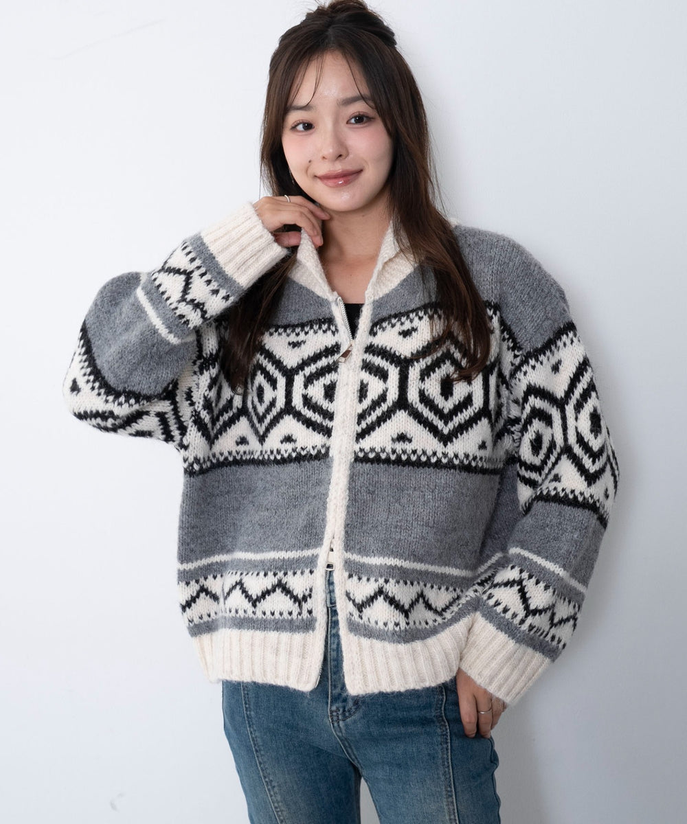 グレー　モデル：165cm F着用