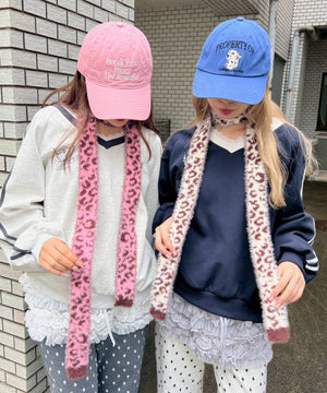 左：ピンク　右：ブラウン