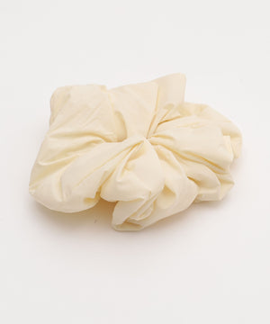 ホワイトアイボリー