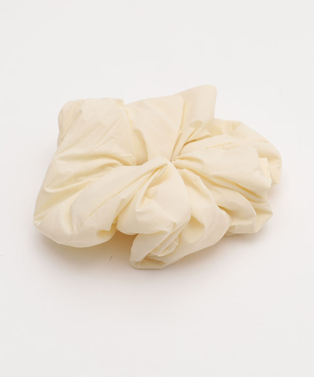 ホワイトアイボリー