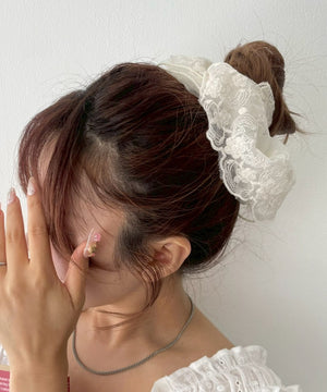 ホワイトアイボリー