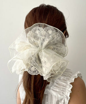 ホワイトアイボリー