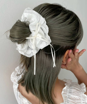 ホワイトアイボリー