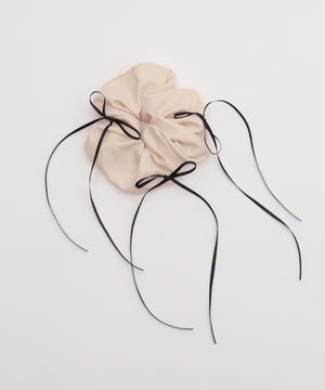 ホワイトアイボリー