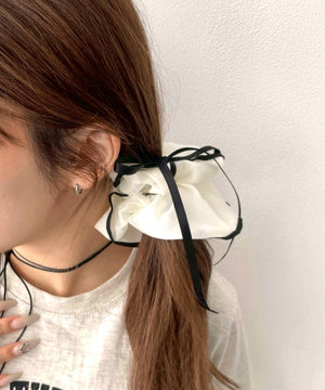 ホワイトアイボリー