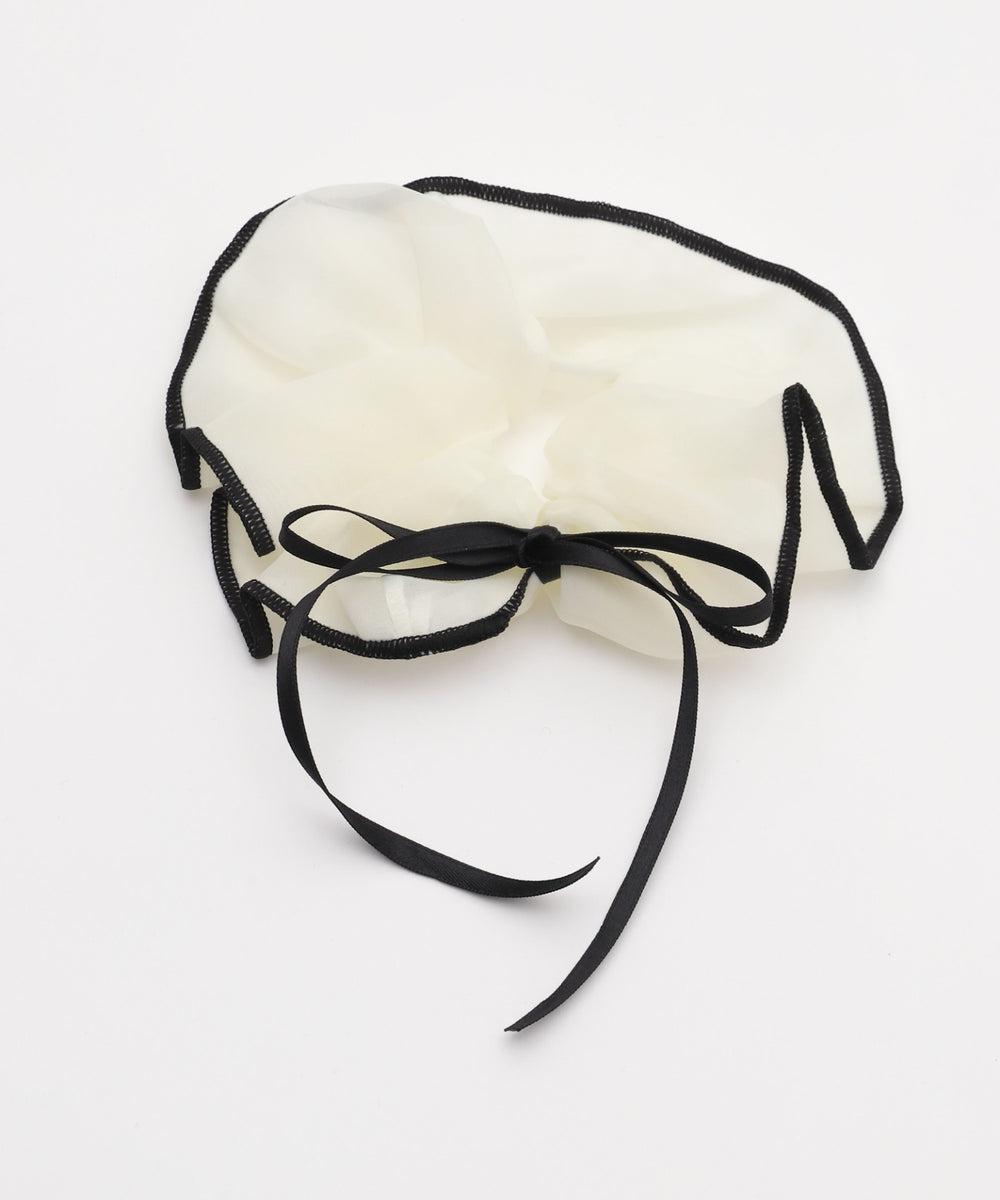 ホワイトアイボリー