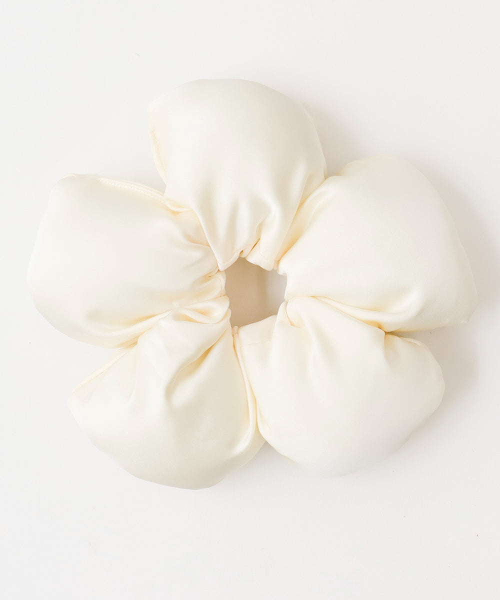 ホワイトアイボリー