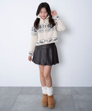 ホワイトアイボリー　モデル：165cm F着用